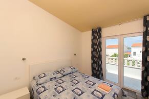 Apartments and Room Central Position