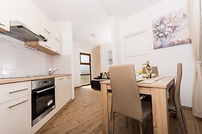 Apartments Villa LA