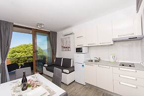 Apartments Villa LA