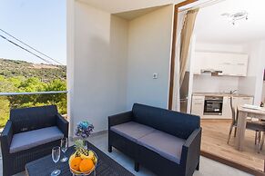 Apartments Villa LA