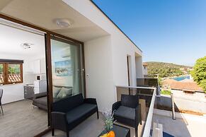 Apartments Villa LA