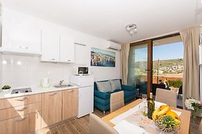Apartments Villa LA