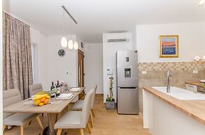Apartments Villa LA