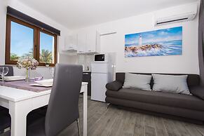 Apartments Villa LA