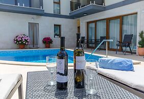 Apartments Villa LA