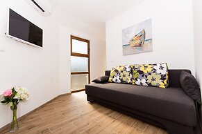 Apartments Villa LA