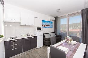 Apartments Villa LA