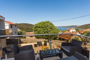 Apartments Villa LA