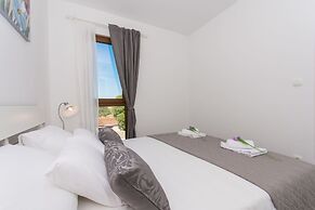 Apartments Villa LA