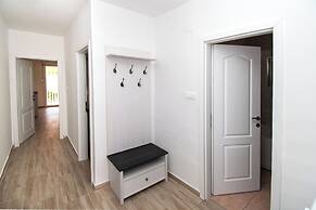 Apartments Tiho