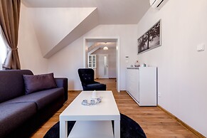 Apartments Menuet