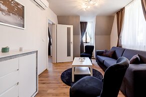 Apartments Menuet