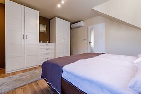 Apartments Menuet