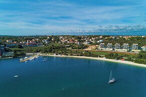 Apartments Davor