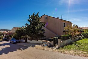 Apartments Davor
