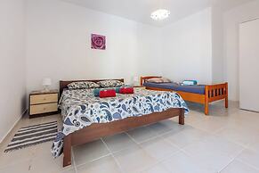 Apartments Davor