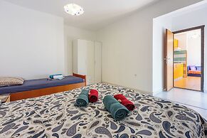 Apartments Davor