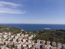 Apartments and Rooms Nikol