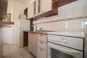 Apartments and Rooms Nikol