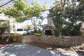 Apartments and Rooms Nikol