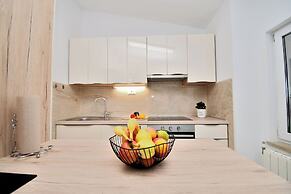 Apartments Ester