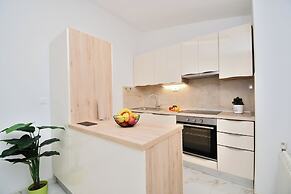 Apartments Ester