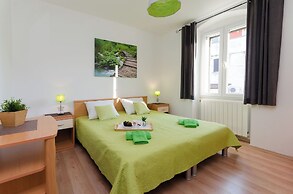 Apartments Ester