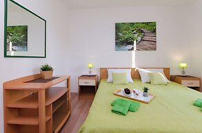 Apartments Ester