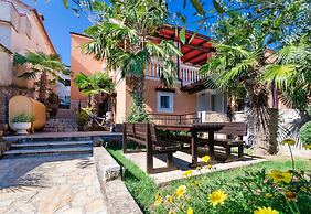 Apartments Ester