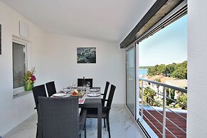 Apartments Ester
