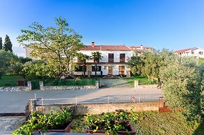 Apartments Cetina