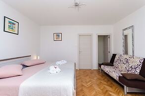 Apartments Cetina