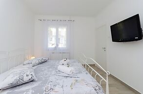 Apartments Cetina