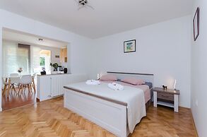 Apartments Cetina