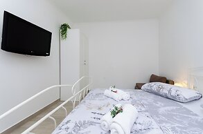 Apartments Cetina