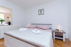 Apartments Cetina