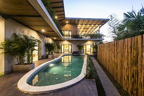 Canggu Dream Studios & Villas