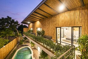 Canggu Dream Studios & Villas