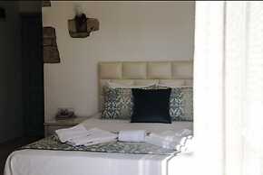 Alacati Sardunya Hotel