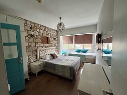 Alacati Sardunya Hotel