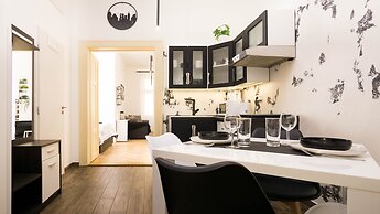 Black & White Apartment by Wenceslas Sq.