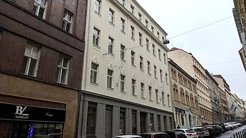 Black & White Apartment by Wenceslas Sq.