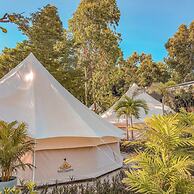 Roost Glamping