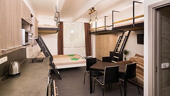 Flying Bed Apartment close to Castle