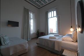Agora Residence
