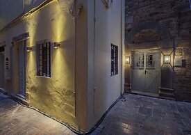 Agora Residence