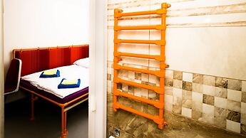 METRO Apartment
