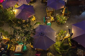 Bananas Adventure Hostel