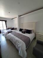 Hotel Estancia Real