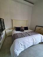 Hotel Estancia Real